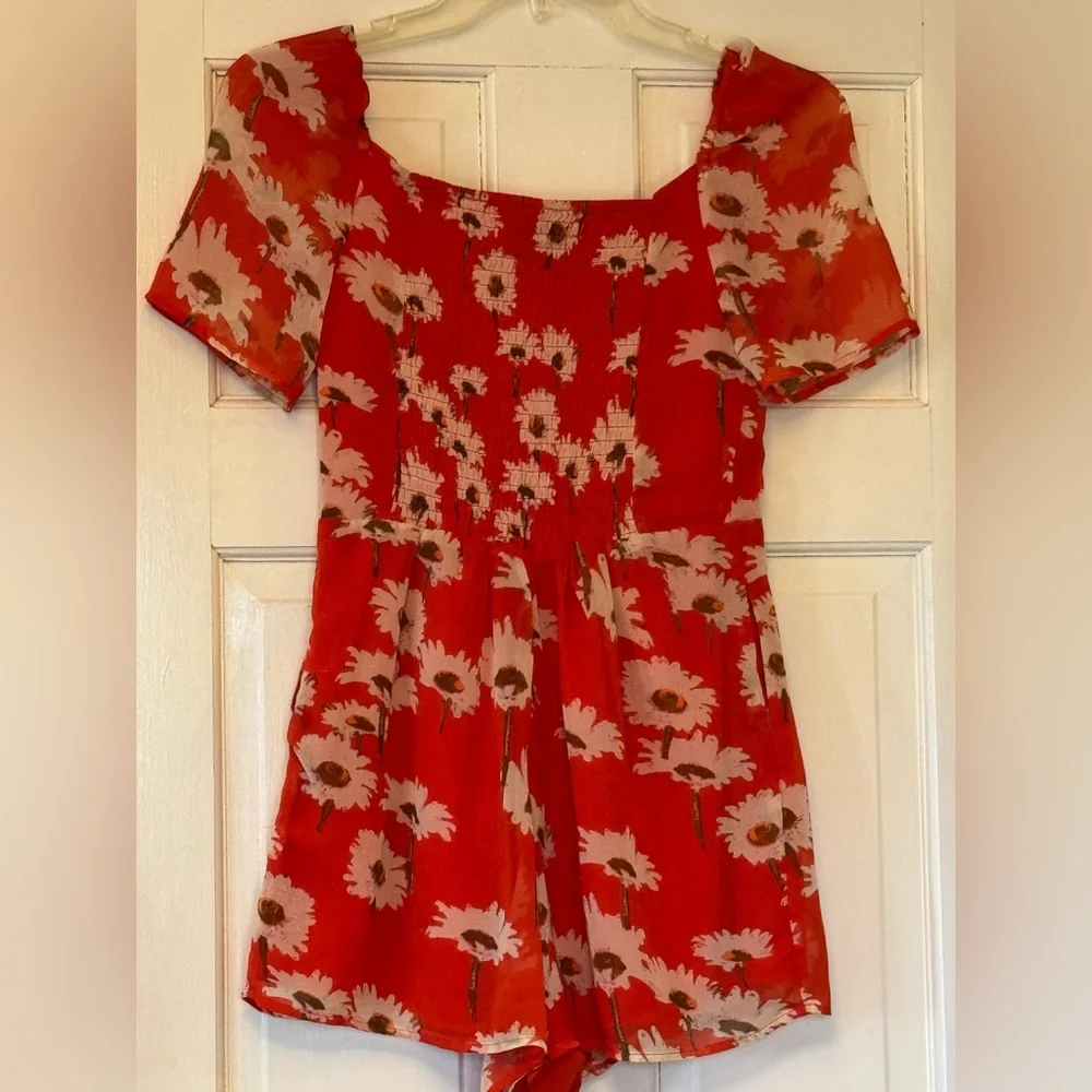Urban Outfitters‎ Orange Red Floral Romper
